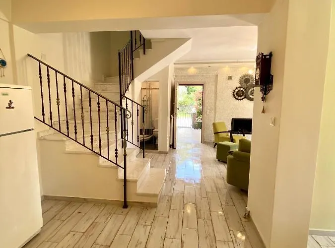 度假居 Fourka House 卡桑德里亚