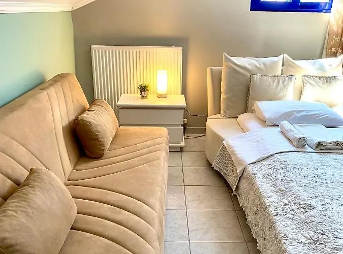 Fourka House كاساندريا